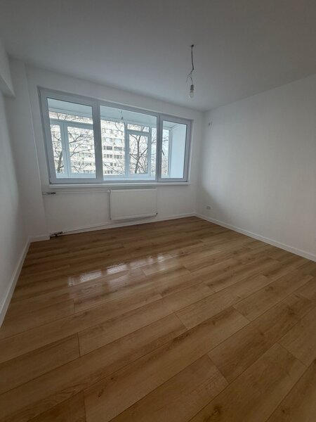 Campia Libertatii, pe Gheorghe Petrascu, vav parcul Petrascu